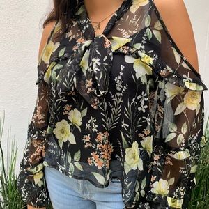 Black shear long sleeve shirt.